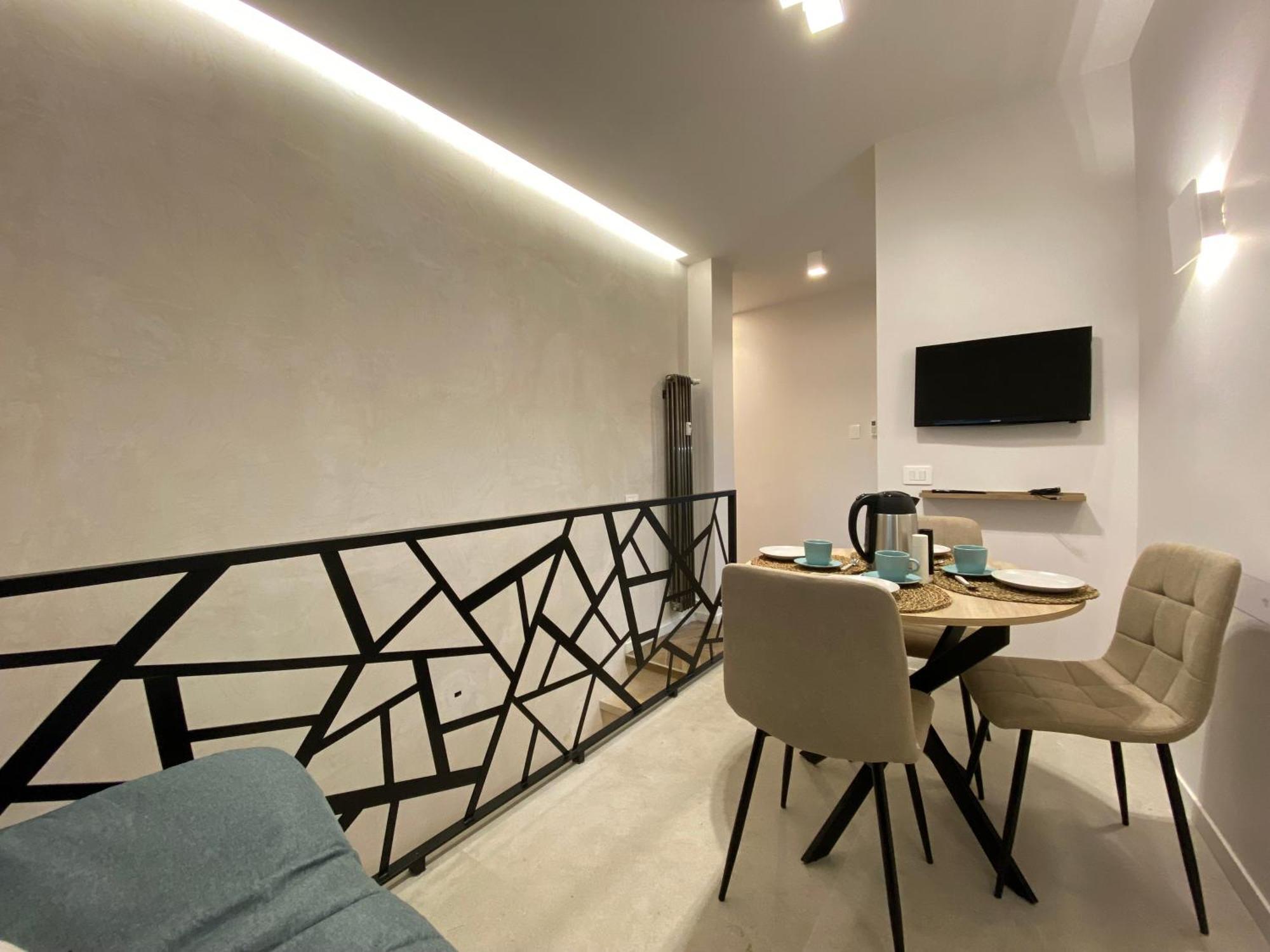 Ghirlanda House * Roma